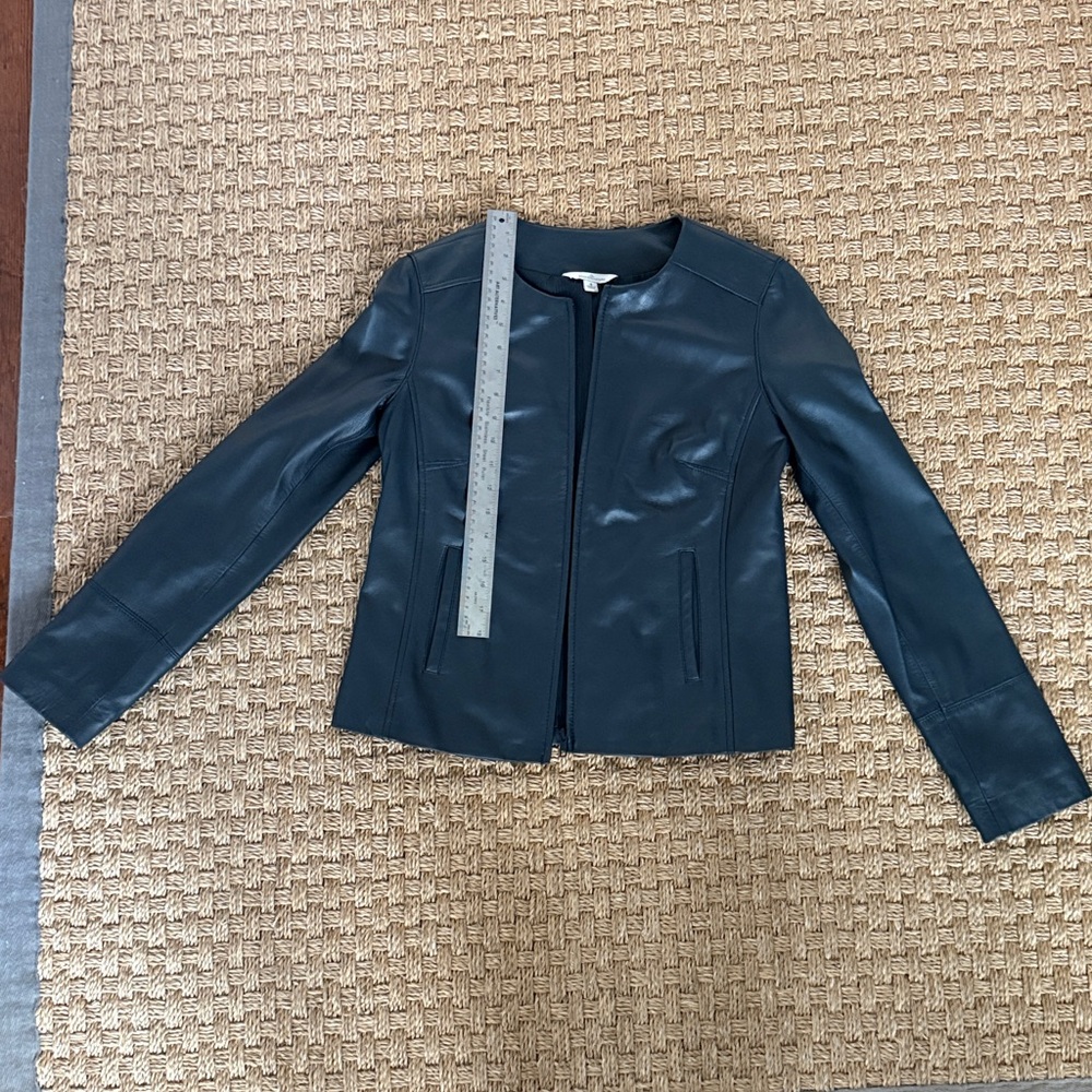 LL Bean Signature Leather Jacket - Picture 5 of 6